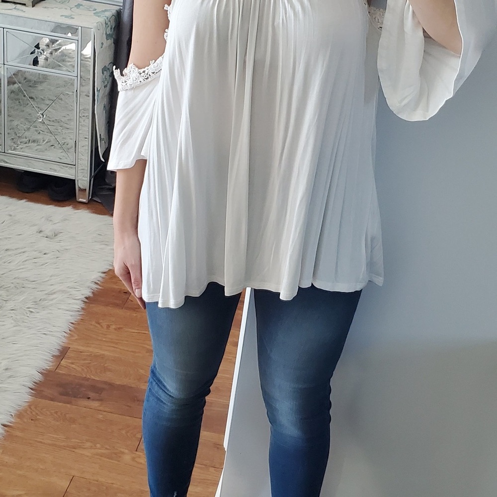 🔥SALE🔥 White off the shoulder trim top - Picture 7 of 8